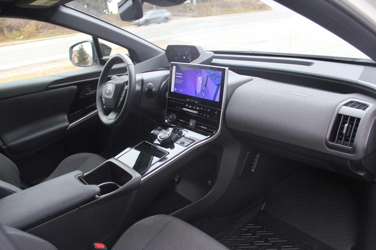 2023 Toyota bZ4X XLE All Wheel Drive, No Accidents, One Owner Photo