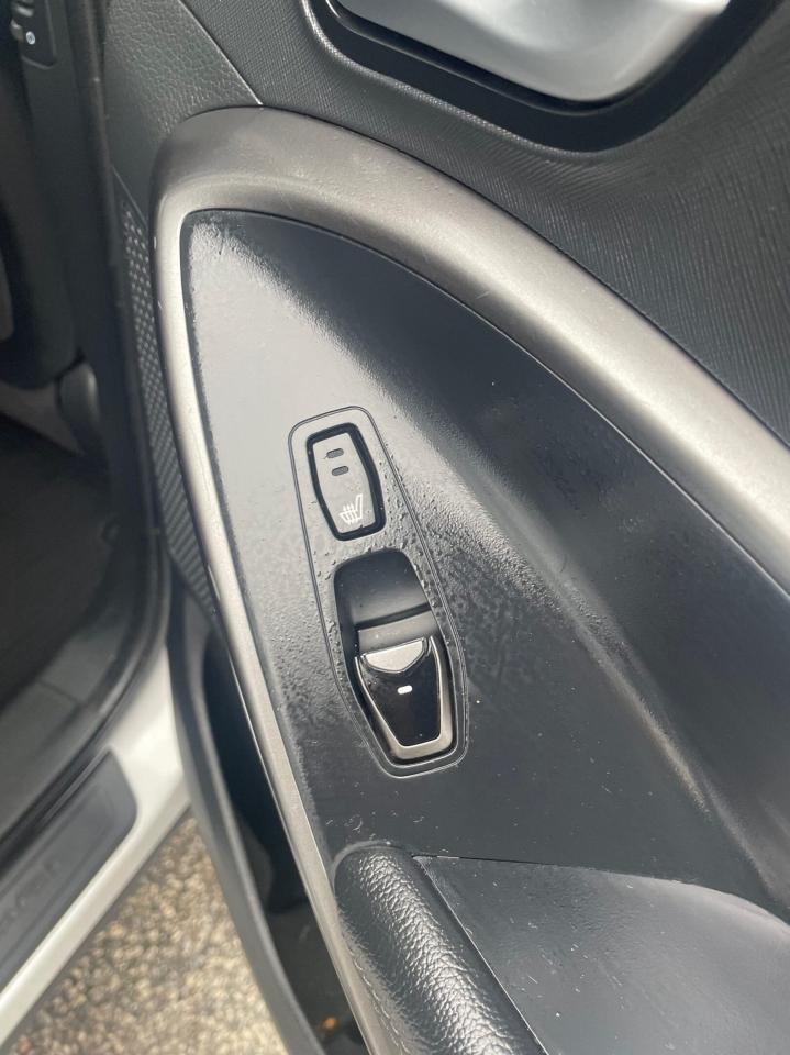 2017 Hyundai Santa Fe Sport AWD 4dr 2.4L SE Photo