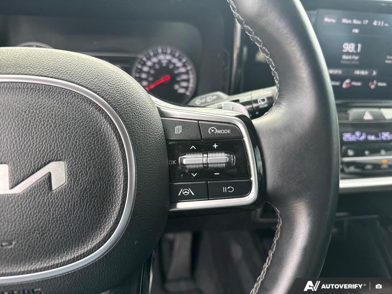 2023 Kia Sorento 2.5T X-Line BACKUP CAM   BLUETOOTH   HTD SEATS   K Photo