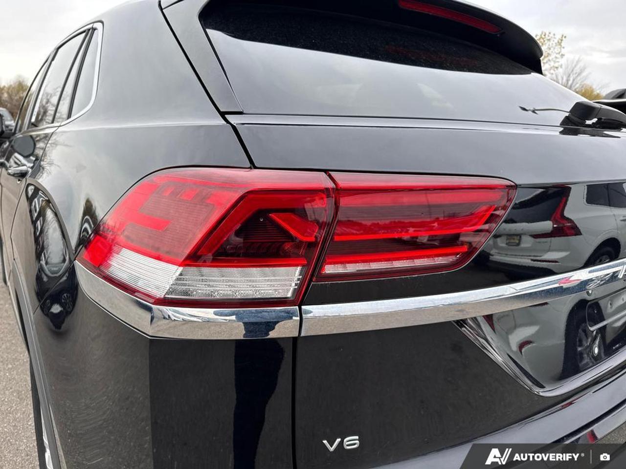 2021 Volkswagen Atlas Cross Sport 3.6 FSI Highline BACKUP CAM   BLUETOOTH   HTD & CL Photo