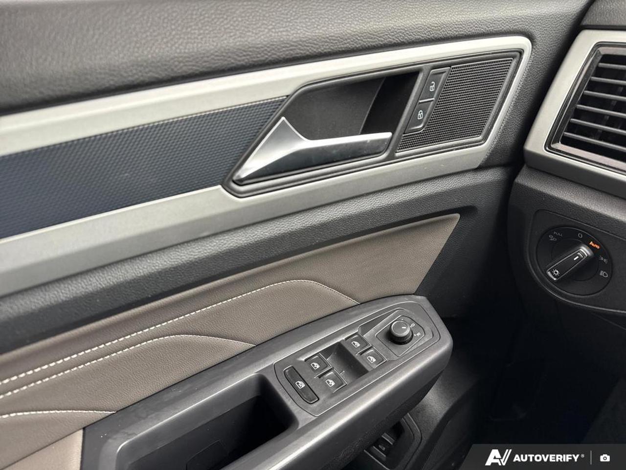 2021 Volkswagen Atlas Cross Sport 3.6 FSI Highline BACKUP CAM   BLUETOOTH   HTD & CL Photo