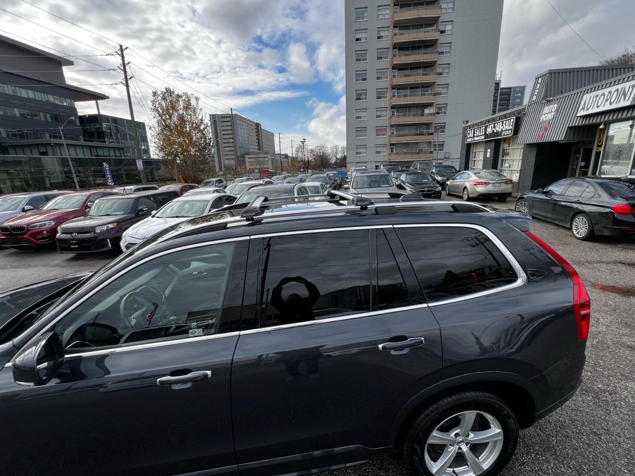 2017 Volvo XC90 AWD 5dr T5 Momentum 7-Passenger Photo3