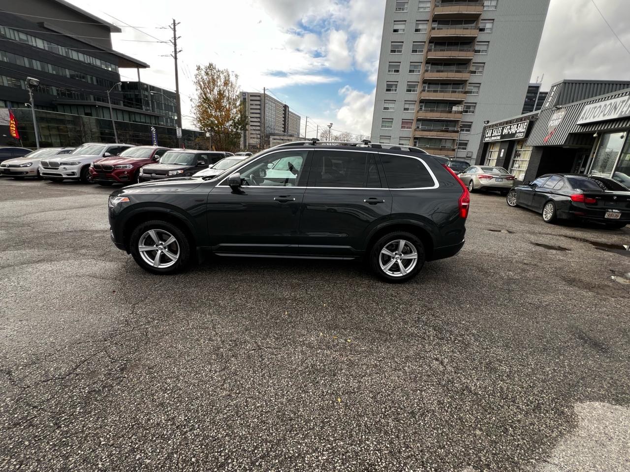 2017 Volvo XC90 AWD 5dr T5 Momentum 7-Passenger Photo0