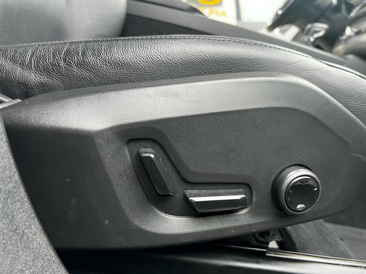 2017 Volvo XC90 AWD 5dr T5 Momentum 7-Passenger Photo