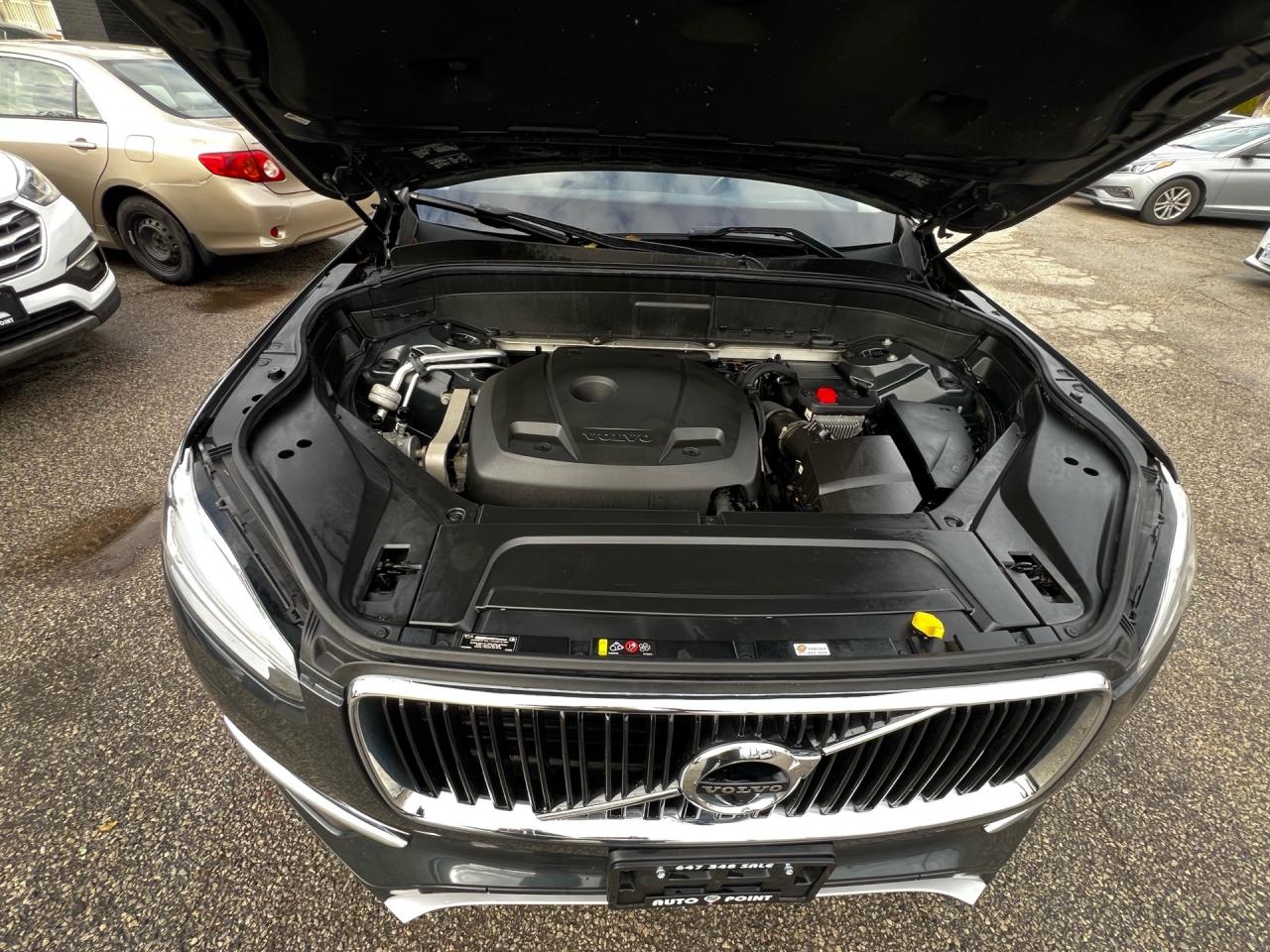 2017 Volvo XC90 AWD 5dr T5 Momentum 7-Passenger Photo