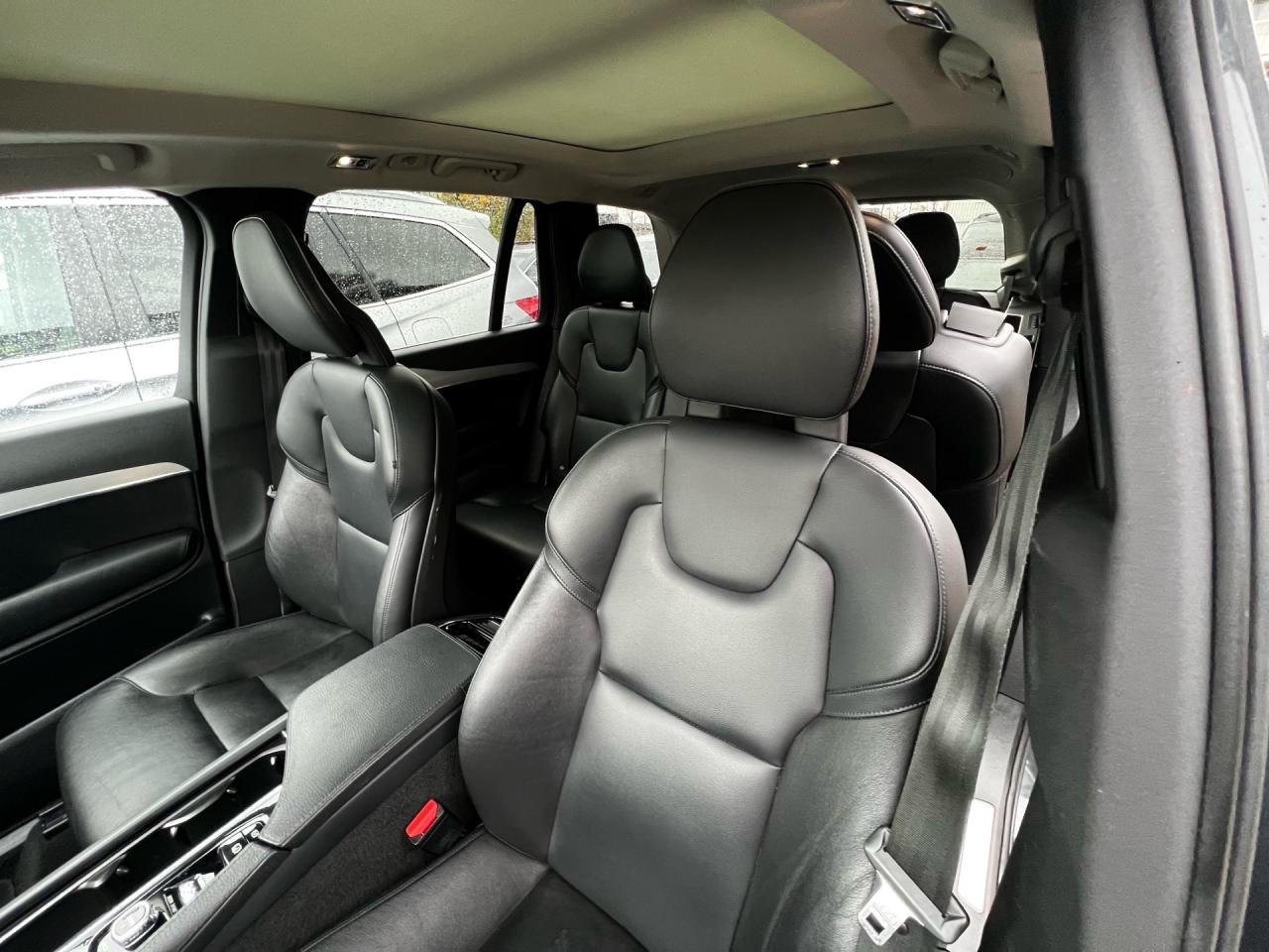 2017 Volvo XC90 AWD 5dr T5 Momentum 7-Passenger Photo