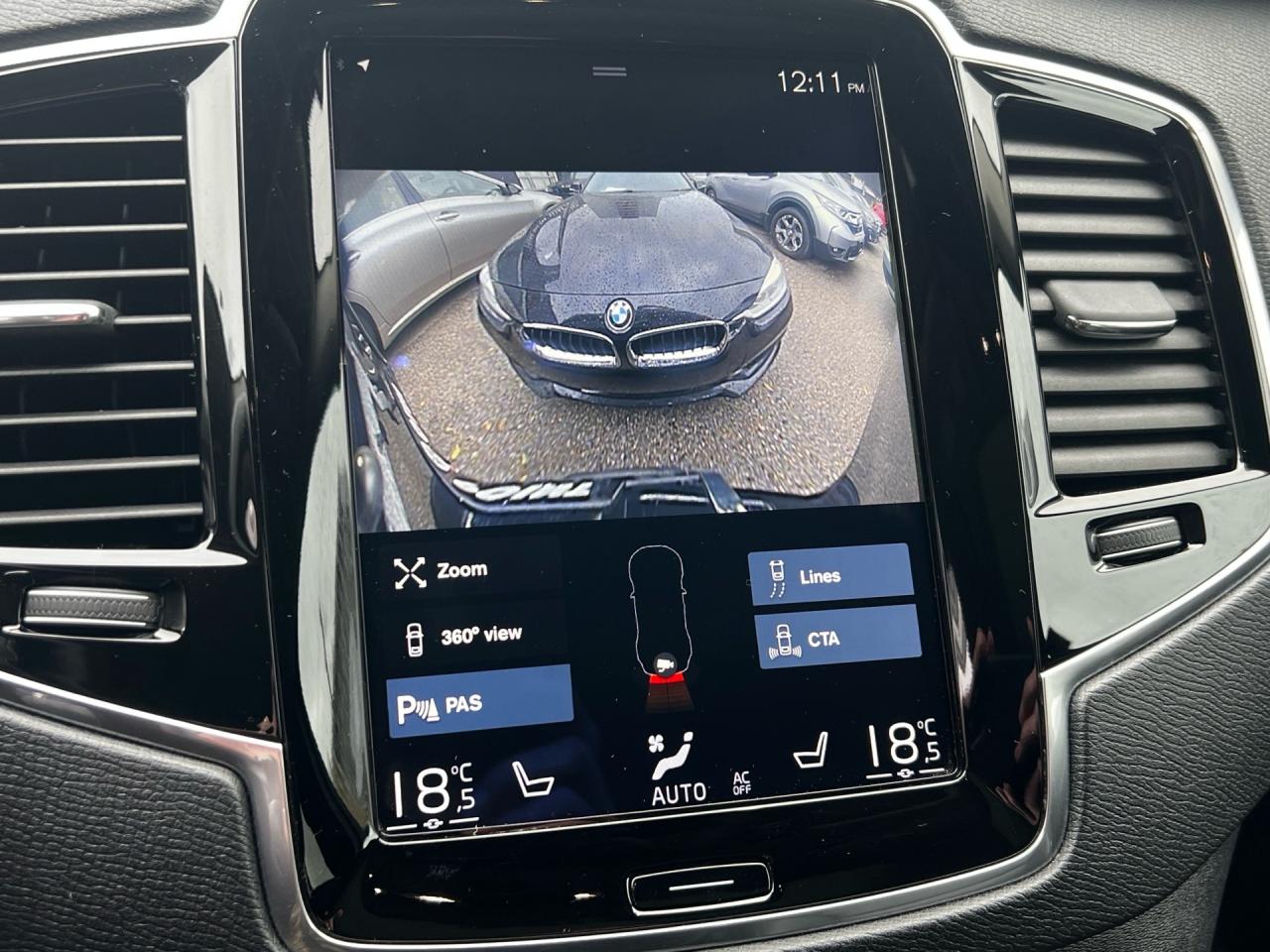 2017 Volvo XC90 AWD 5dr T5 Momentum 7-Passenger Photo