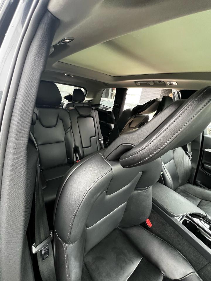 2017 Volvo XC90 AWD 5dr T5 Momentum 7-Passenger Photo