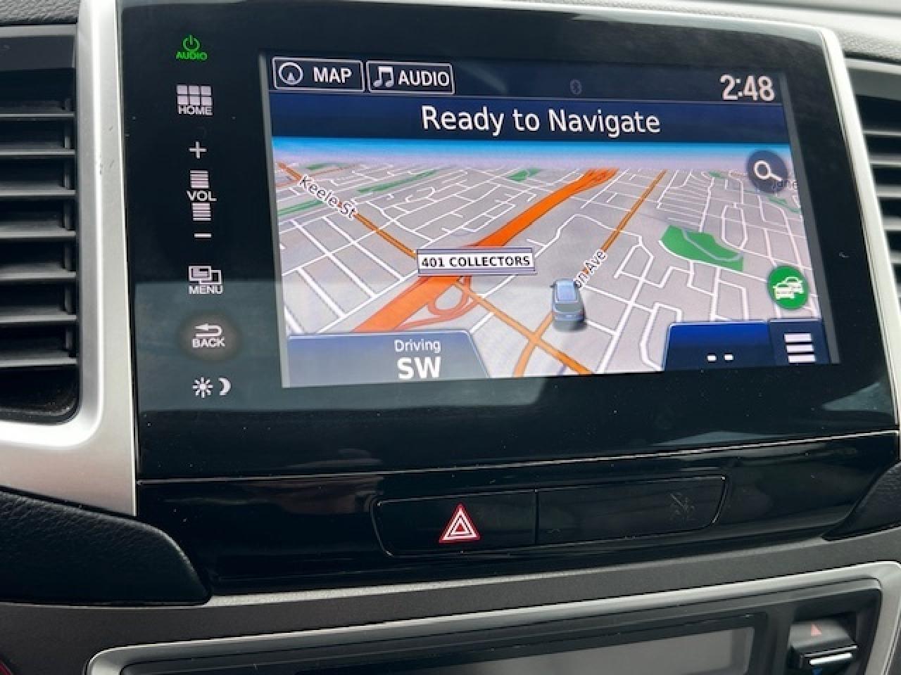 2017 Volvo XC90 AWD 5dr T5 Momentum 7-Passenger Photo