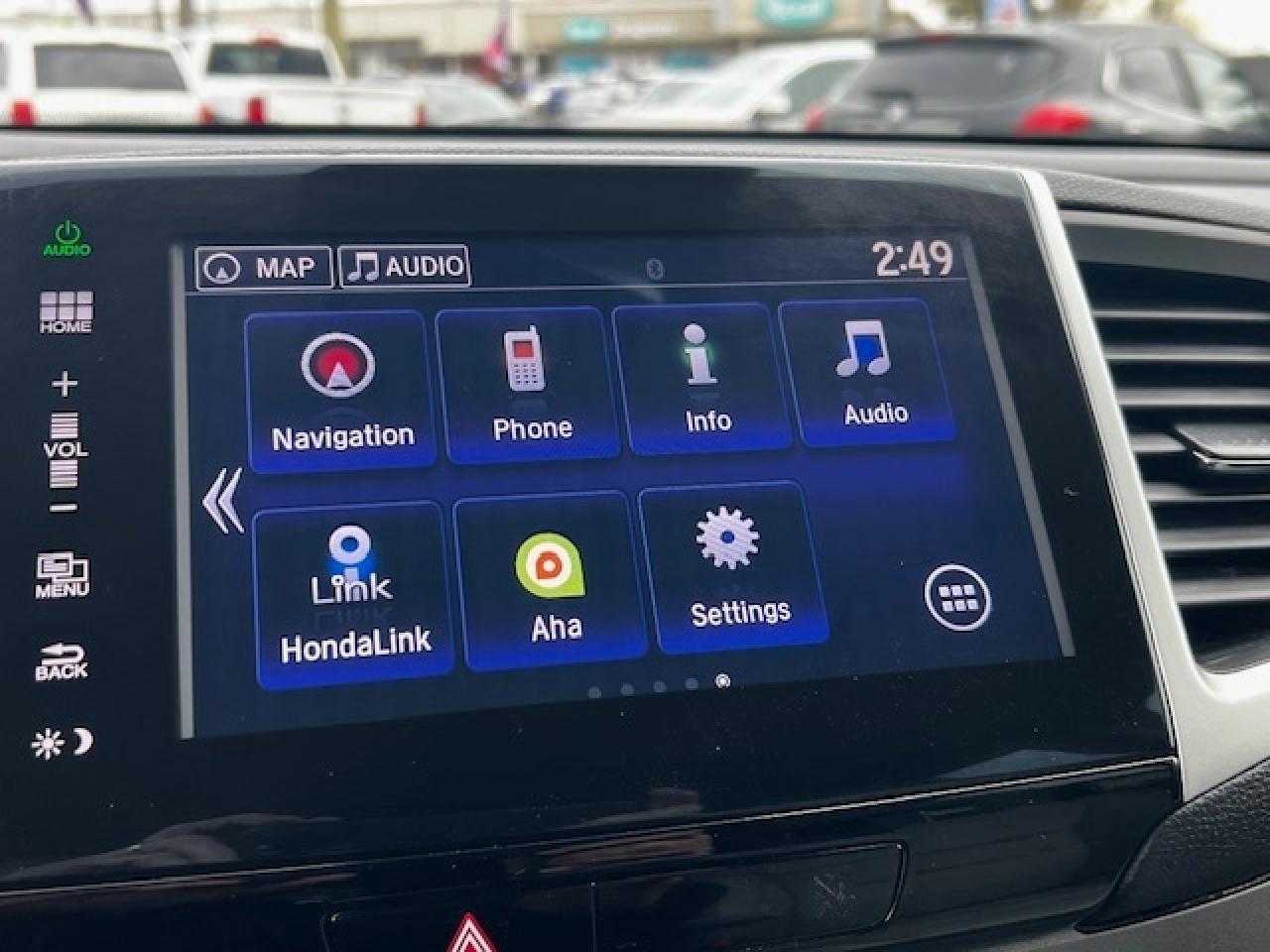 2017 Volvo XC90 AWD 5dr T5 Momentum 7-Passenger Photo