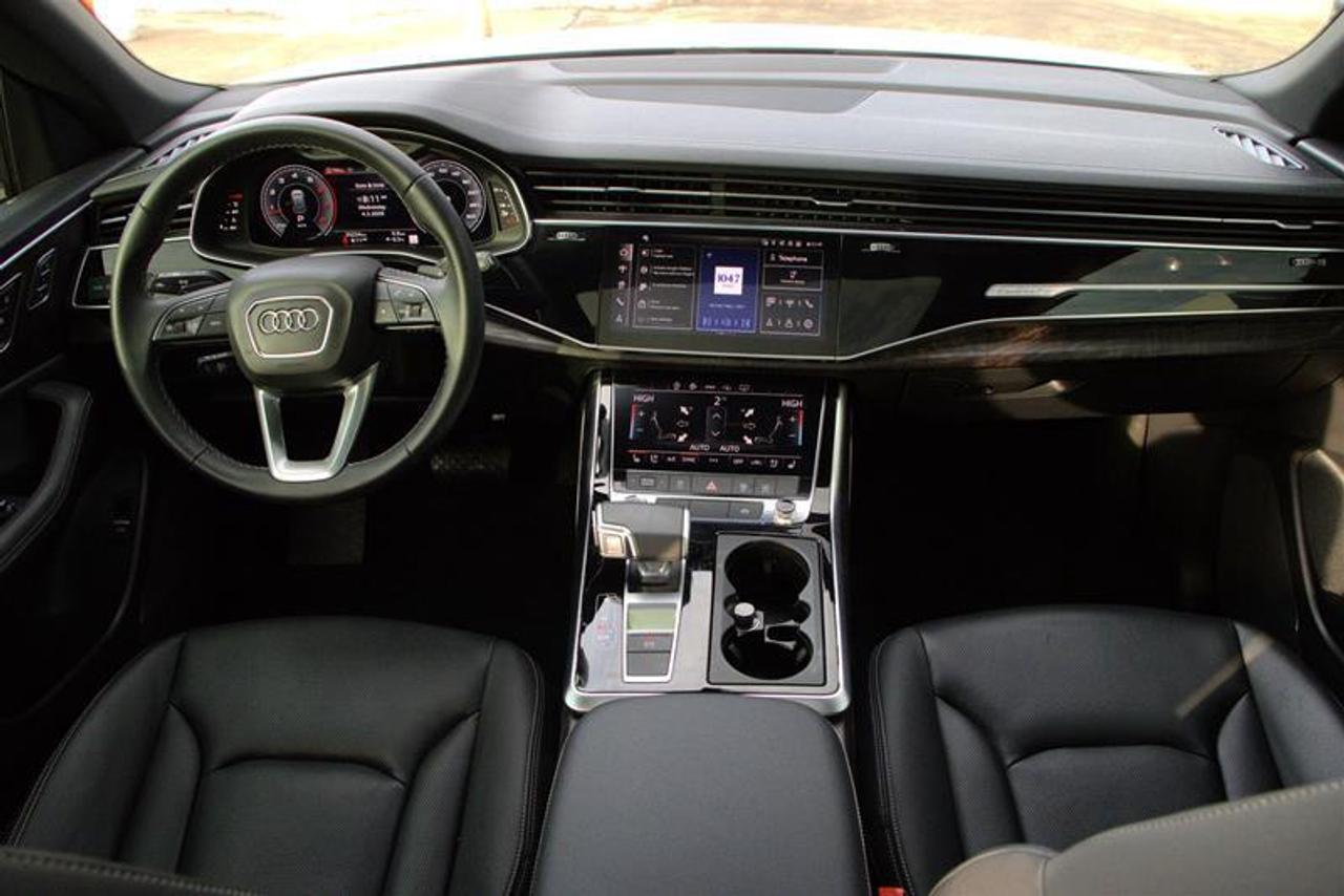 2024 Audi Q8 Progressiv 55 TFSI quattro Photo