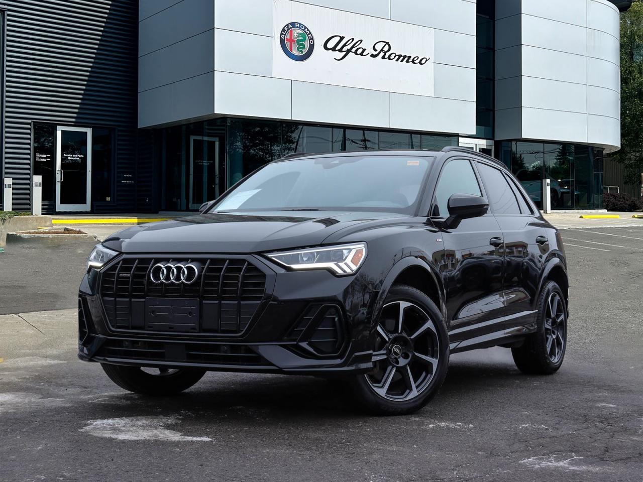 2022 Audi Q3 45 2.0T Progressiv quattro 8sp Tiptronic Photo0