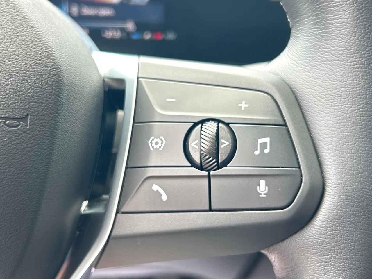 2025 BMW X2 PANOROOF,CARPLAY,ANDROID AUTO, REMOTE STARTER Photo