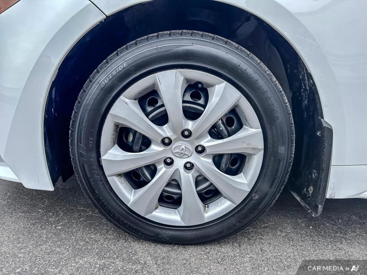 2022 Toyota Corolla LE BACKUP CAM   BLUETOOTH   KEYLESS ENTRY   LANE A Photo