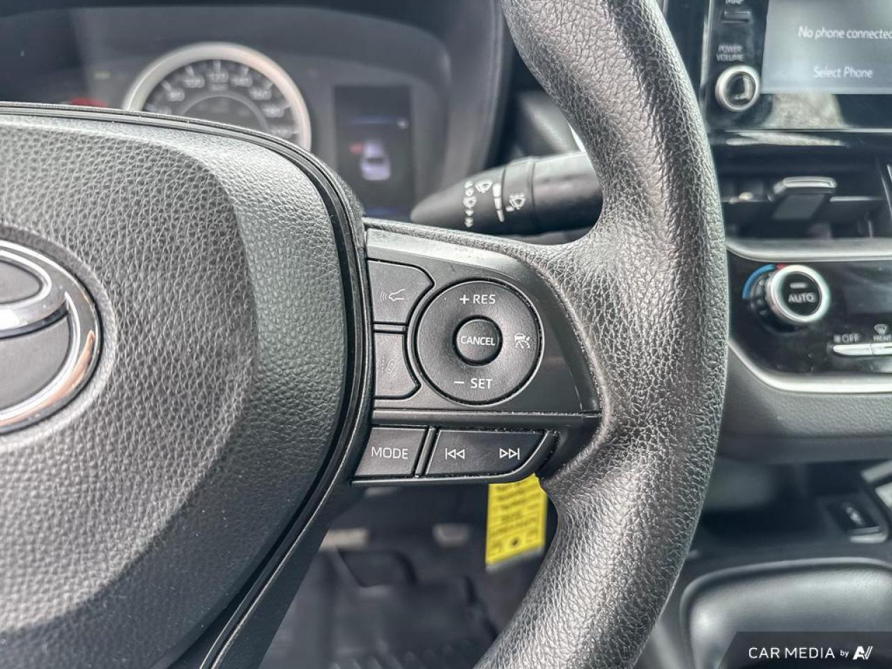 2022 Toyota Corolla LE BACKUP CAM   BLUETOOTH   KEYLESS ENTRY   LANE A Photo