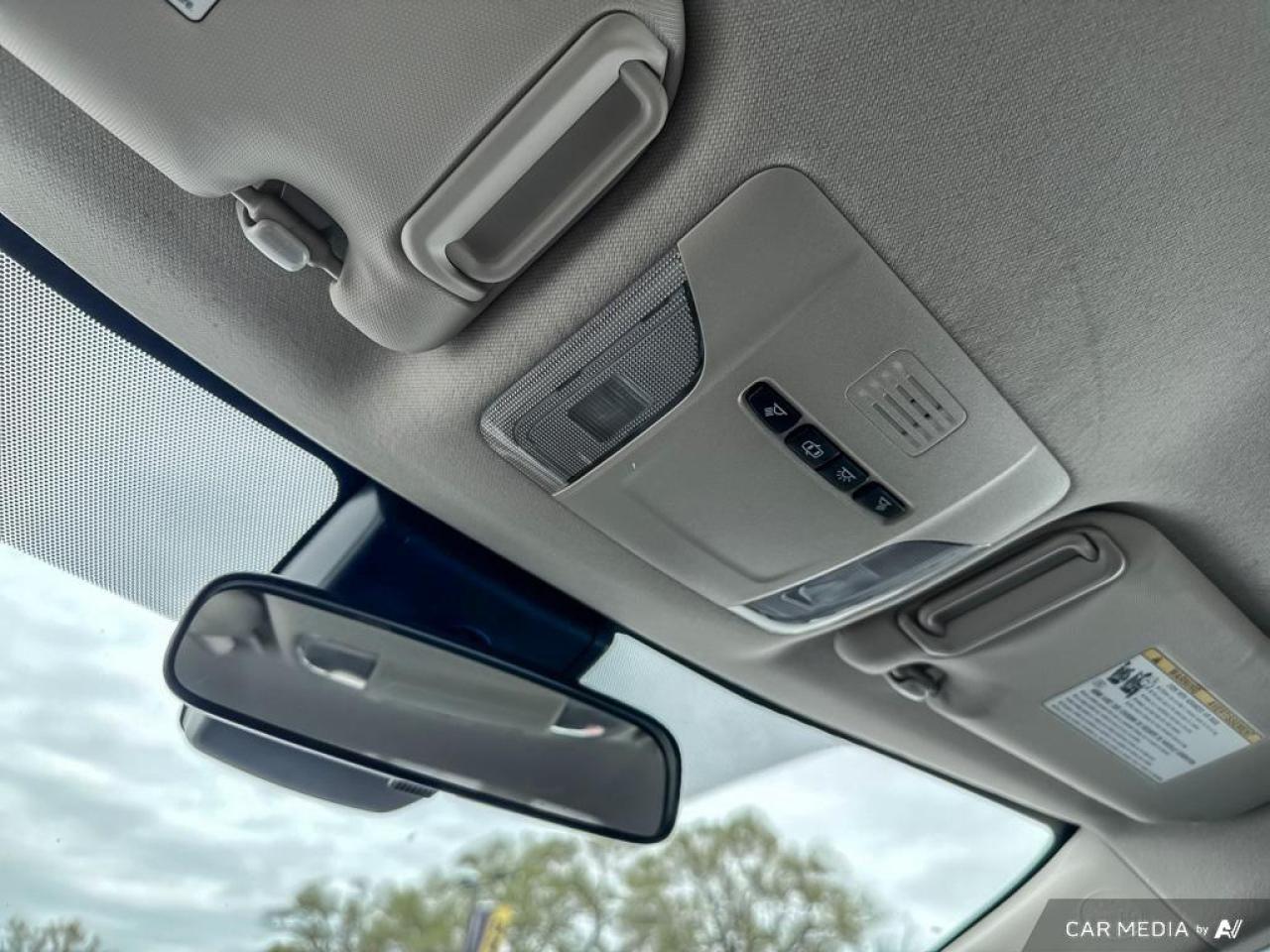 2022 Toyota Corolla LE BACKUP CAM   BLUETOOTH   KEYLESS ENTRY   LANE A Photo