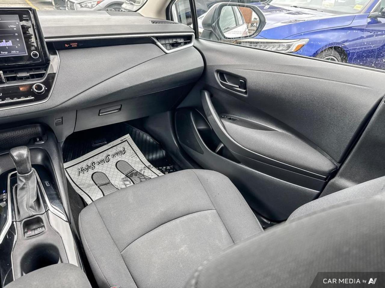 2022 Toyota Corolla LE BACKUP CAM   BLUETOOTH   KEYLESS ENTRY   LANE A Photo