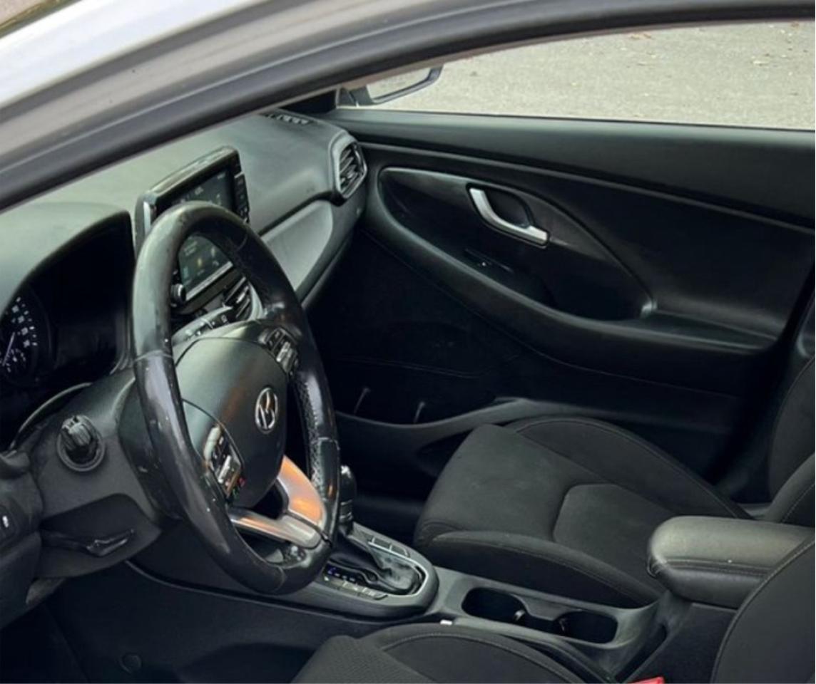 2019 Hyundai Elantra GT GT Preffered/CERTIFIED Photo3