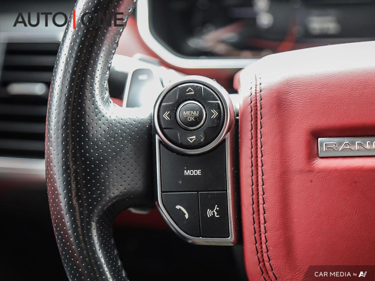 2015 Land Rover Range Rover Sport SVR   550 HP   LOW KMS Photo