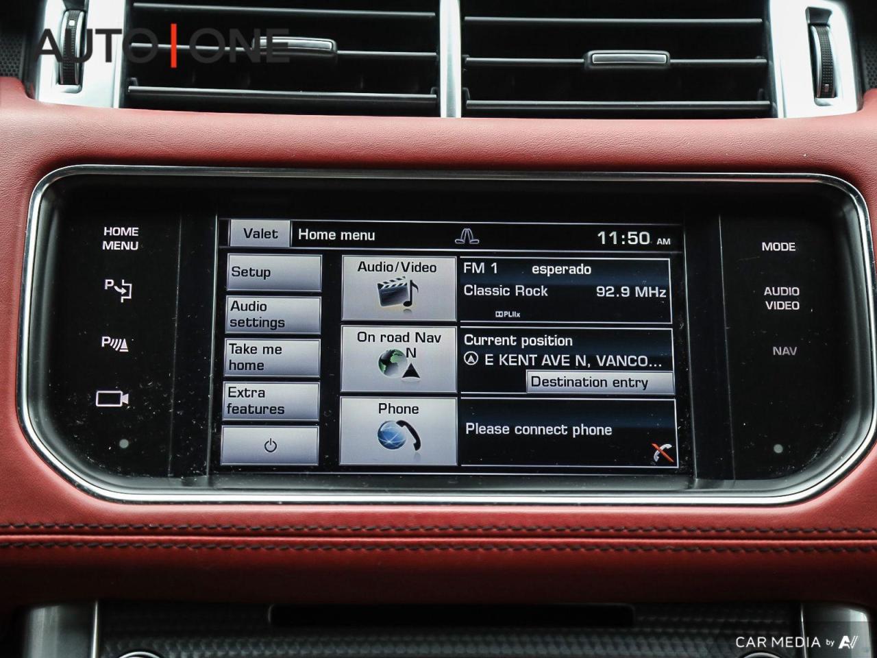 2015 Land Rover Range Rover Sport SVR   550 HP   LOW KMS Photo