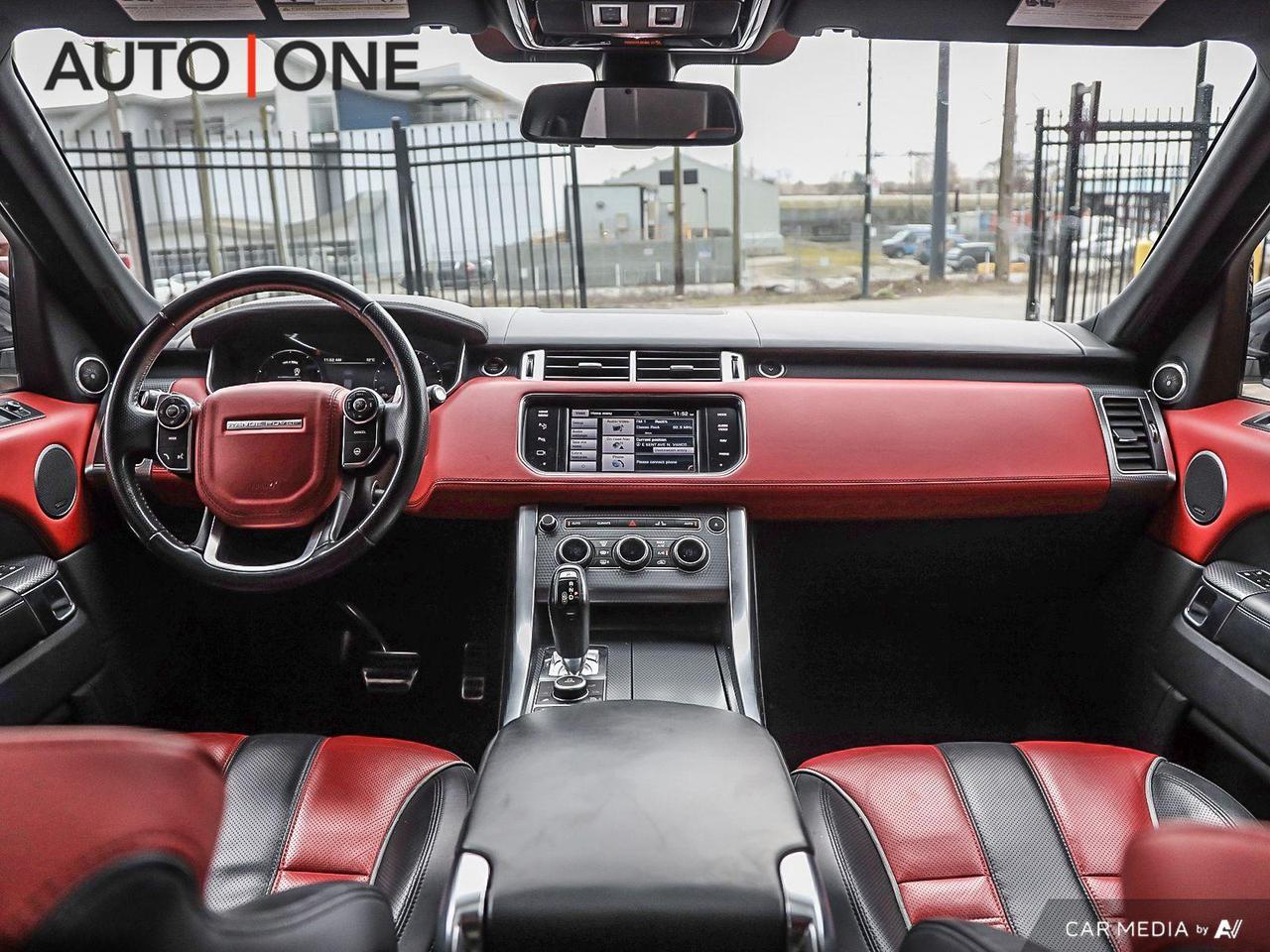 2015 Land Rover Range Rover Sport SVR   550 HP   LOW KMS Photo