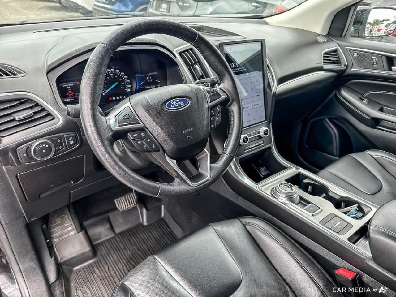 2022 Ford Edge Titanium BACKUP CAM   BLUETOOTH   HTD SEATS   KEYL Photo