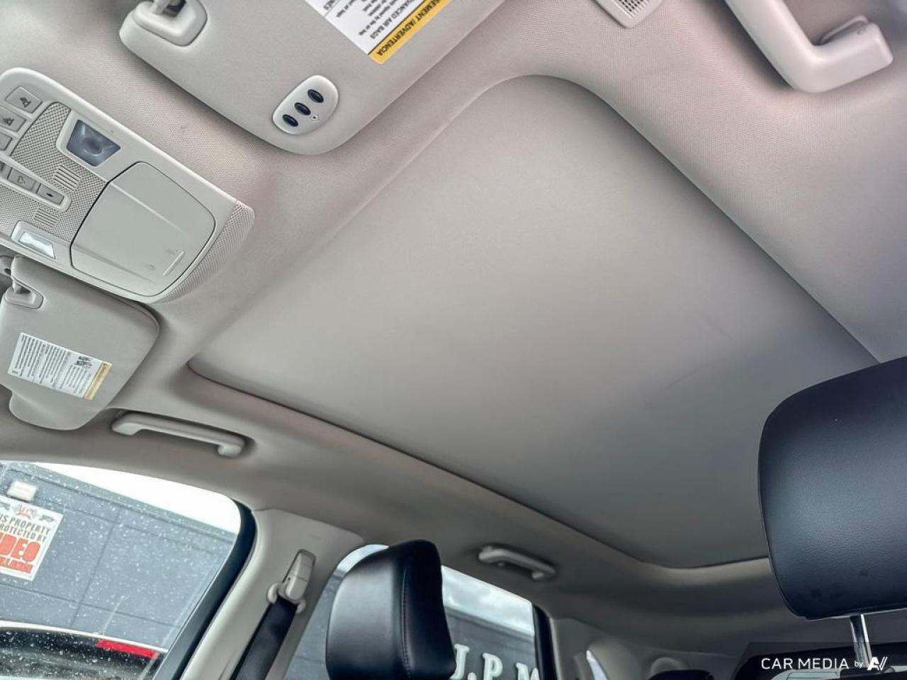 2022 Ford Edge Titanium BACKUP CAM   BLUETOOTH   HTD SEATS   KEYL Photo