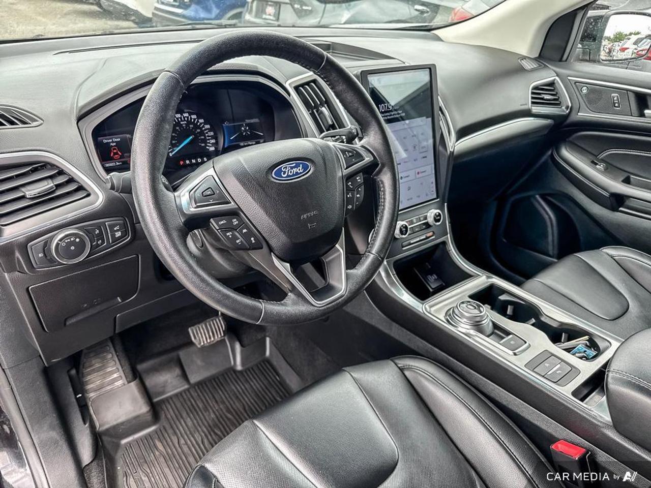 2022 Ford Edge Titanium BACKUP CAM   BLUETOOTH   HTD SEATS   KEYL Photo