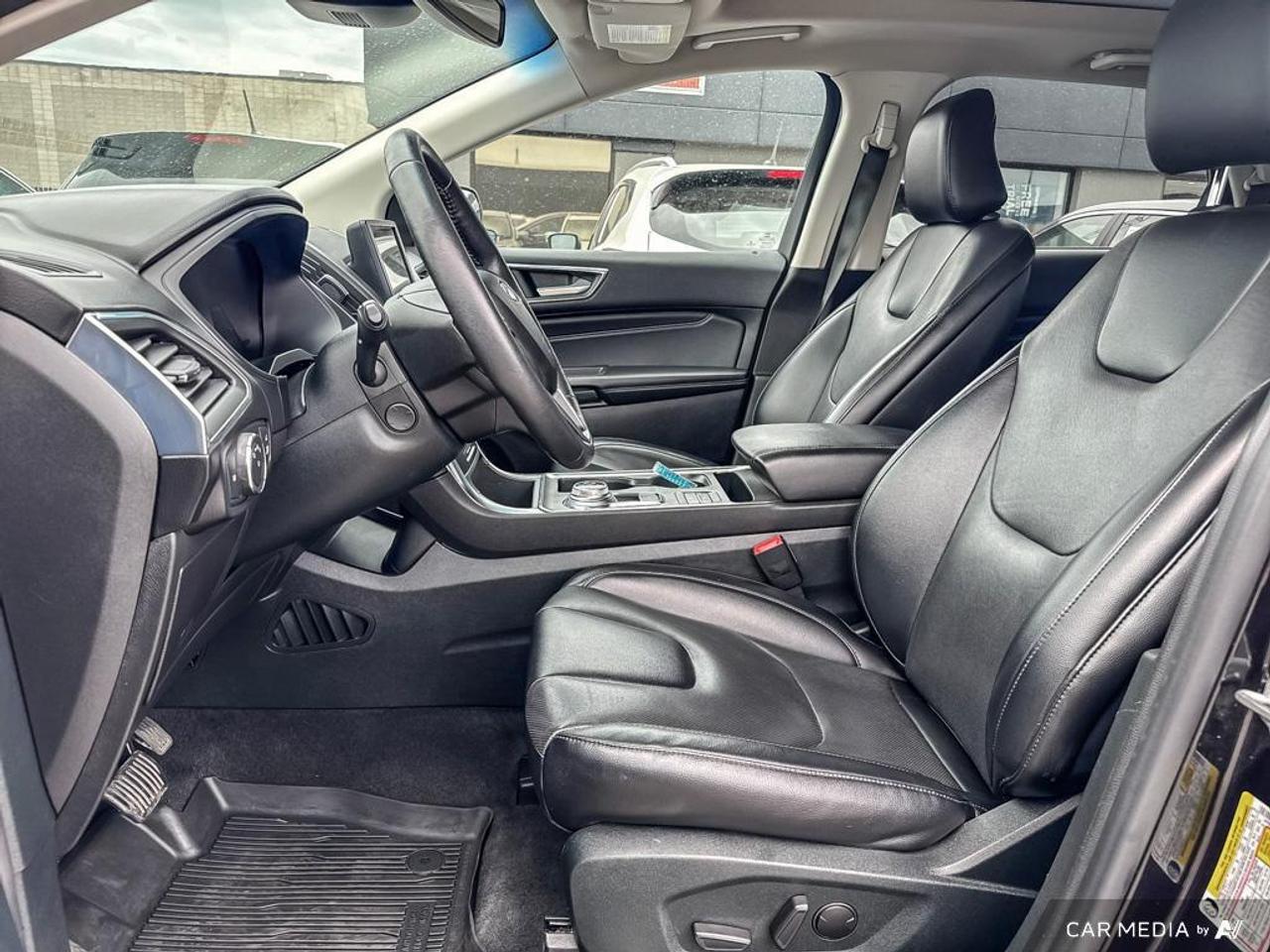 2022 Ford Edge Titanium BACKUP CAM   BLUETOOTH   HTD SEATS   KEYL Photo