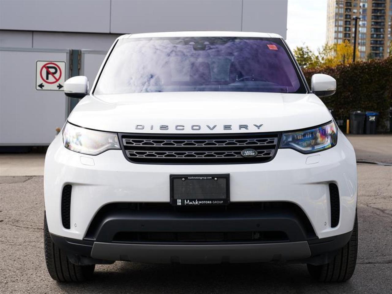 2020 Land Rover Discovery SE Photo