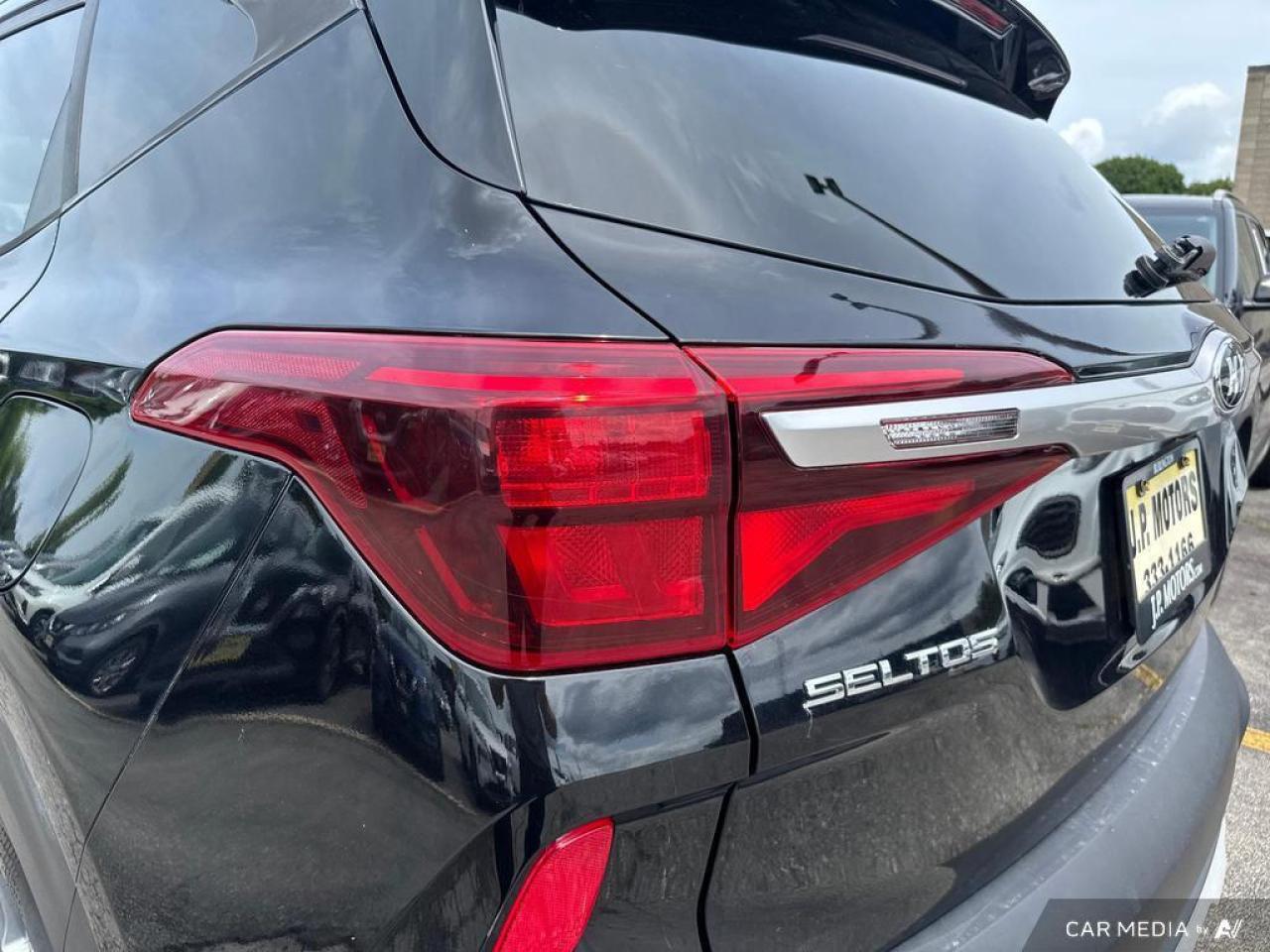 2021 Kia Seltos LX BACKUP CAM   BLUETOOTH   HTD SEATS   KEYLESS EN Photo