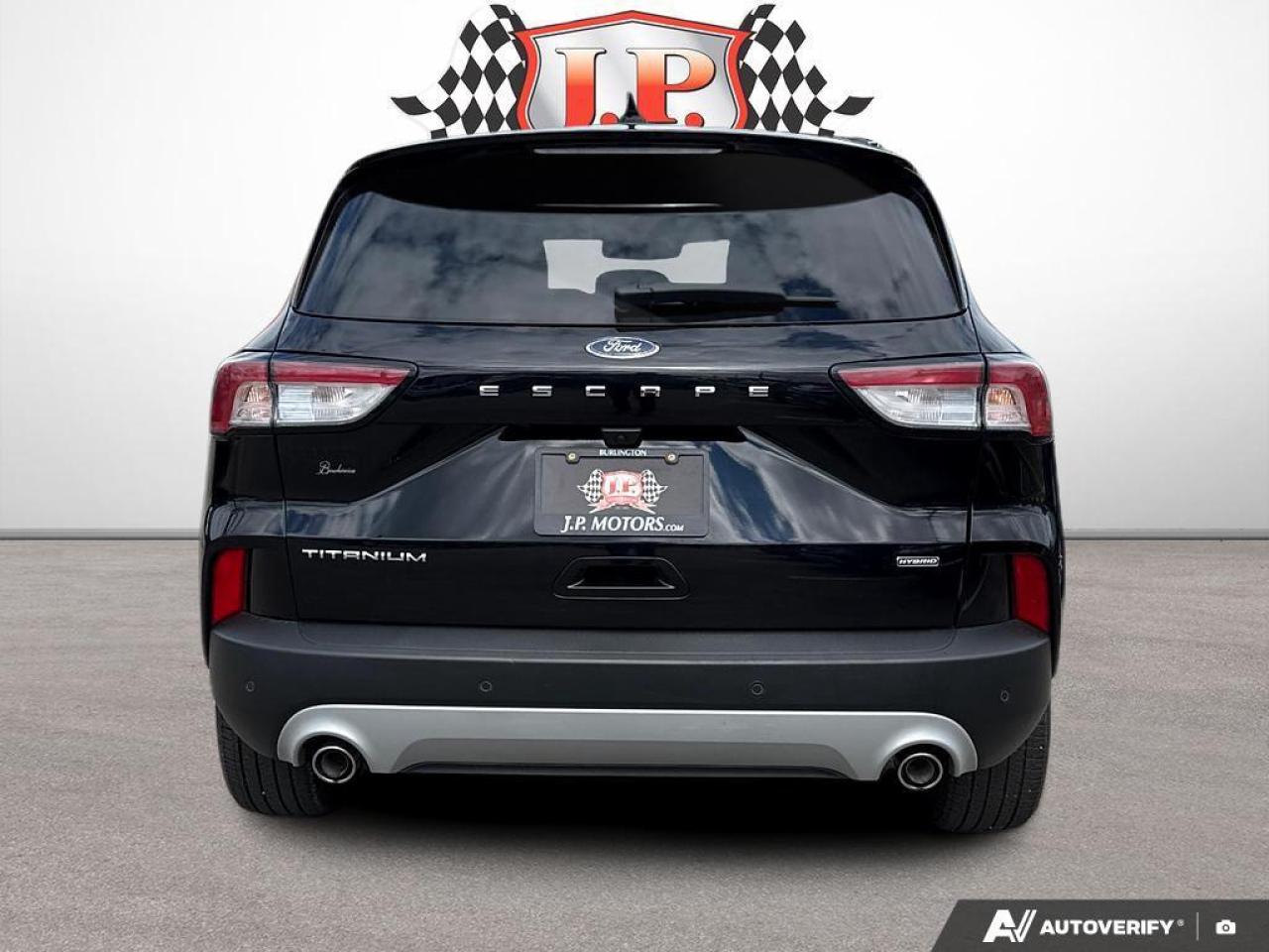 2020 Ford Escape Titanium Hybrid AUTO PARKING   BACKUP CAM   BLUETO Photo4