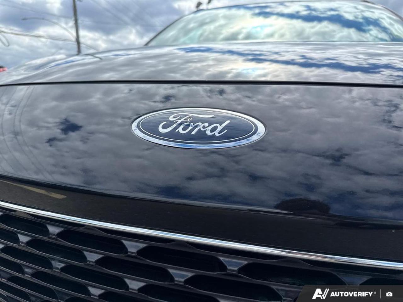 2020 Ford Escape Titanium Hybrid AUTO PARKING   BACKUP CAM   BLUETO Photo