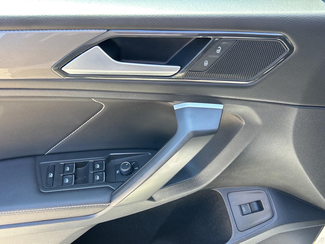 2024 Volkswagen Tiguan NEW TIRES & BRAKES, PANOROOF,CARPLAY, REMOTE START Photo