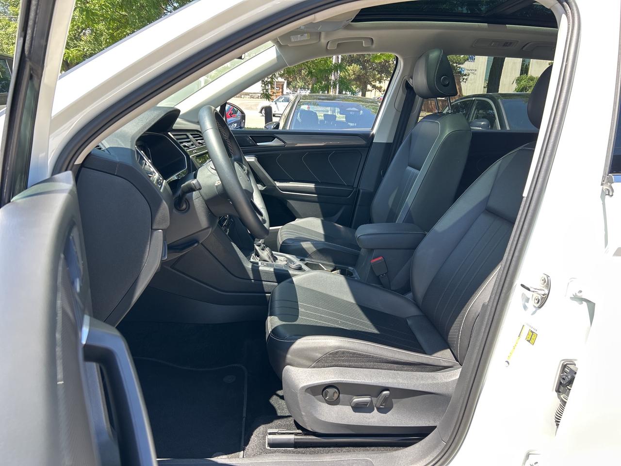 2024 Volkswagen Tiguan NEW TIRES & BRAKES, PANOROOF,CARPLAY, REMOTE START Photo