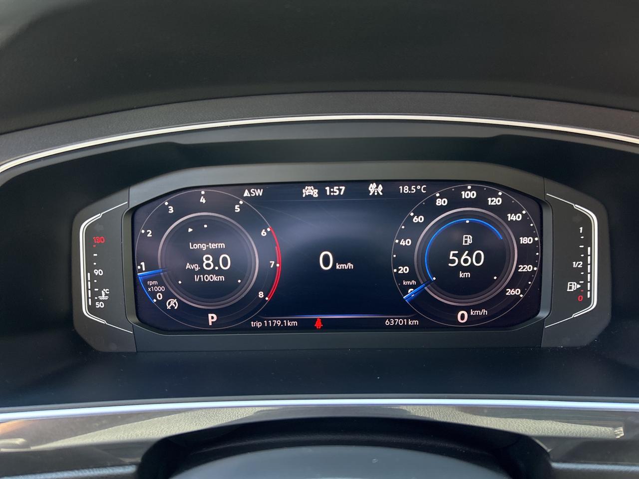 2024 Volkswagen Tiguan NEW TIRES & BRAKES, PANOROOF,CARPLAY, REMOTE START Photo