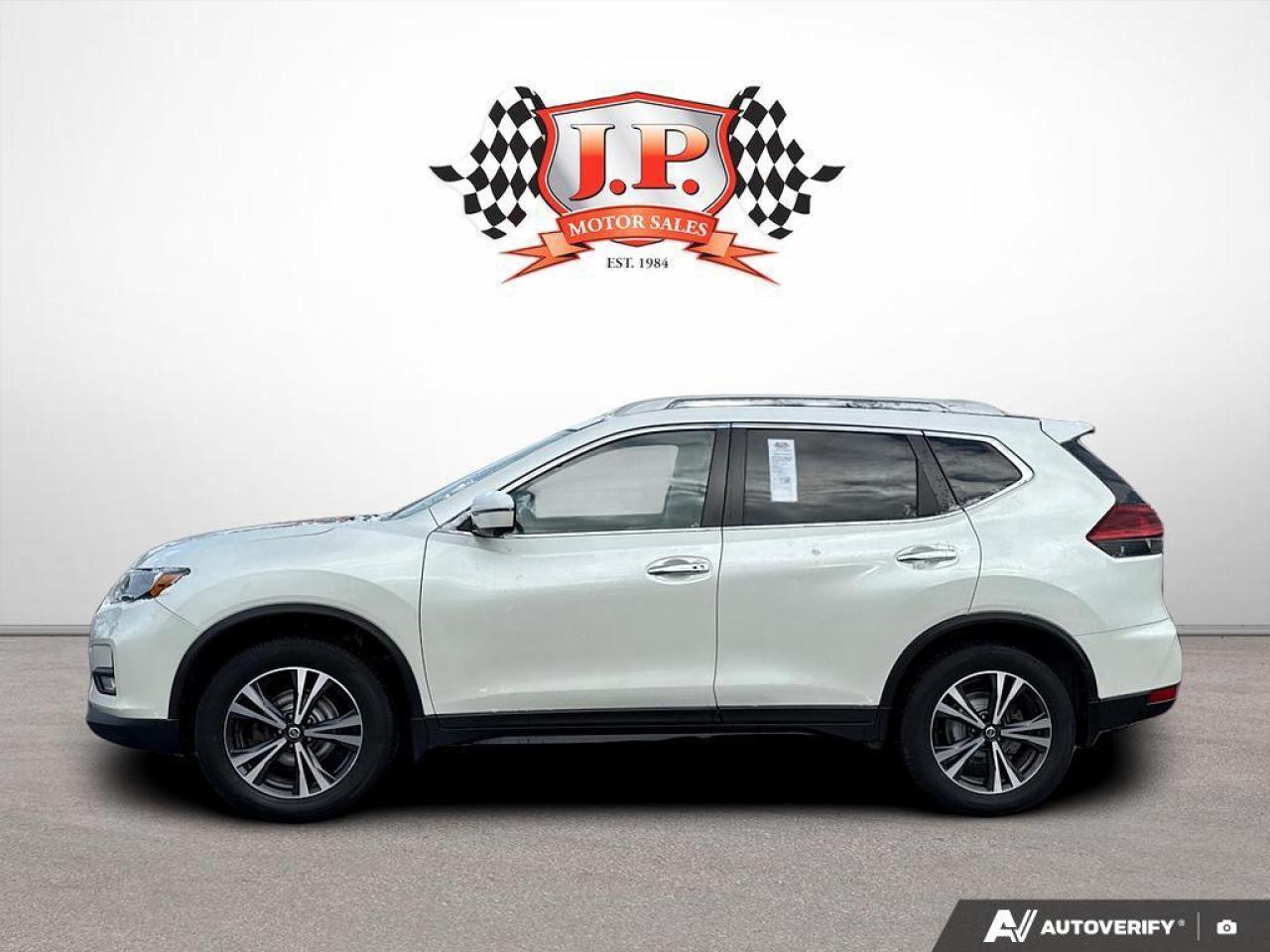 2020 Nissan Rogue SV BACKUP CAM   BLUETOOTH   HTD SEATS   KEYLESS EN Photo