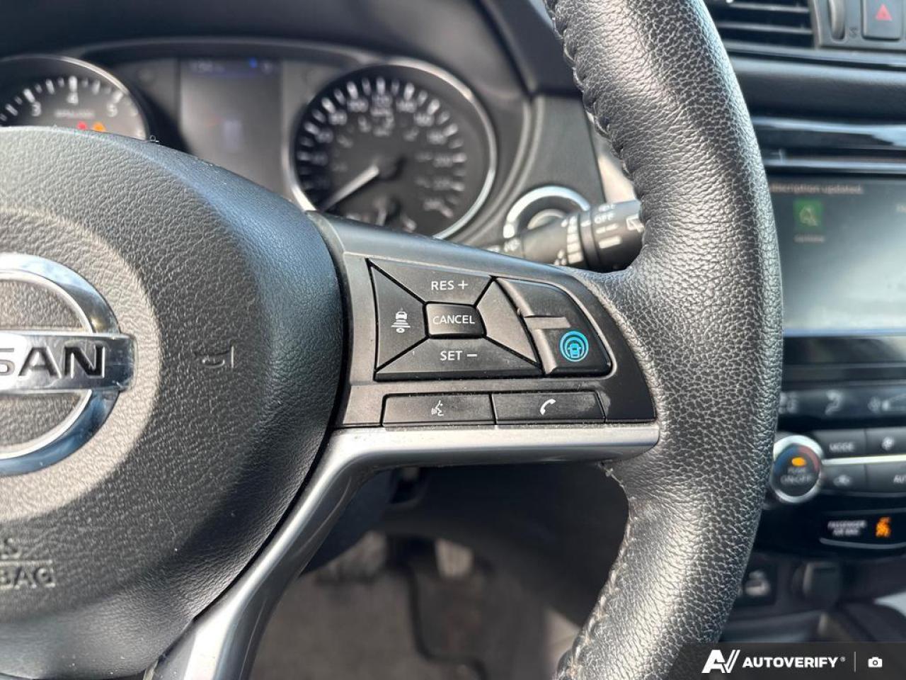 2020 Nissan Rogue SV BACKUP CAM   BLUETOOTH   HTD SEATS   KEYLESS EN Photo