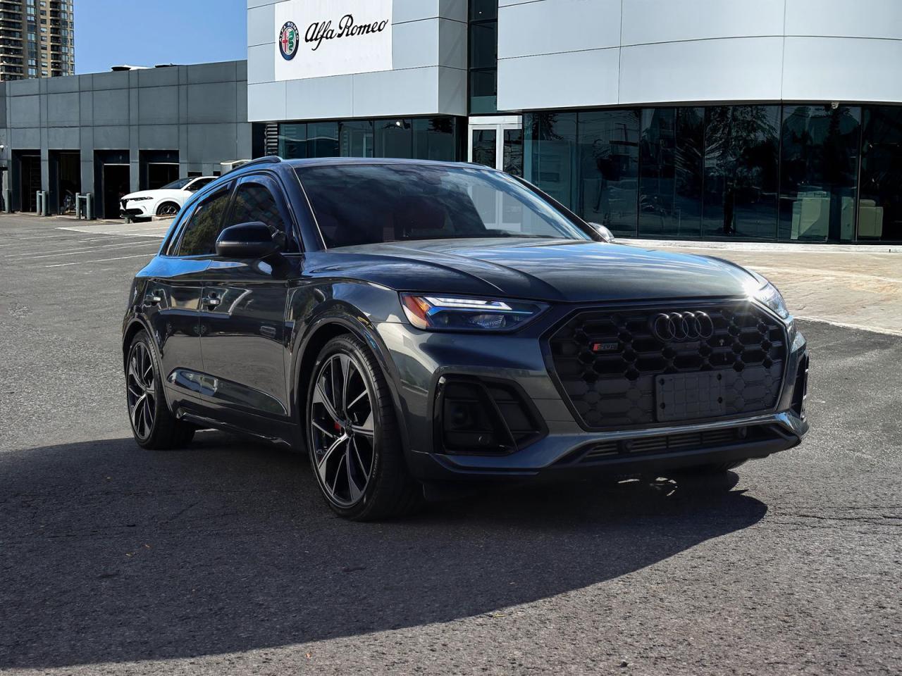 2023 Audi SQ5 3.0T Progressiv quattro 8sp Tiptronic Photo2