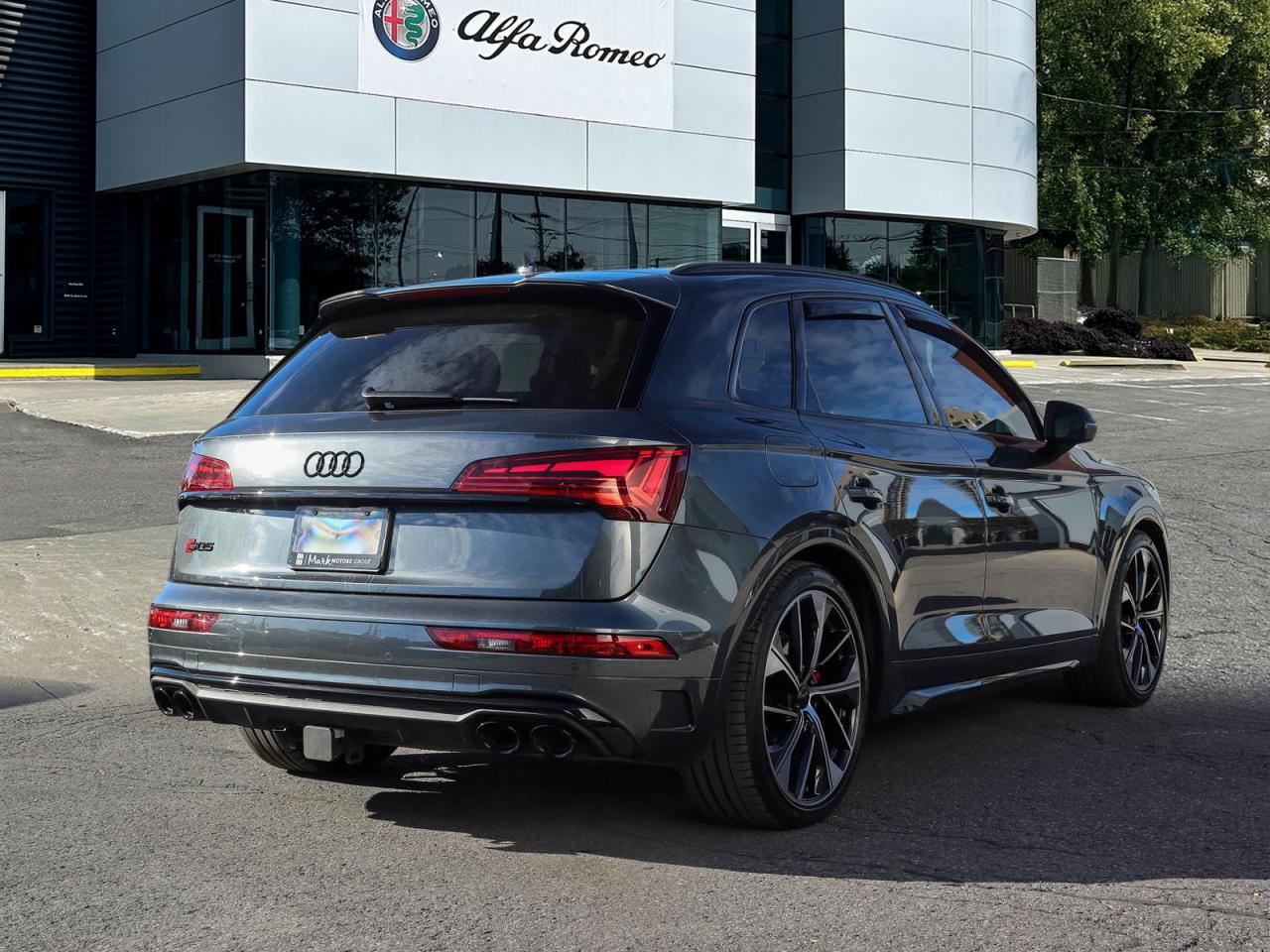 2023 Audi SQ5 3.0T Progressiv quattro 8sp Tiptronic Photo
