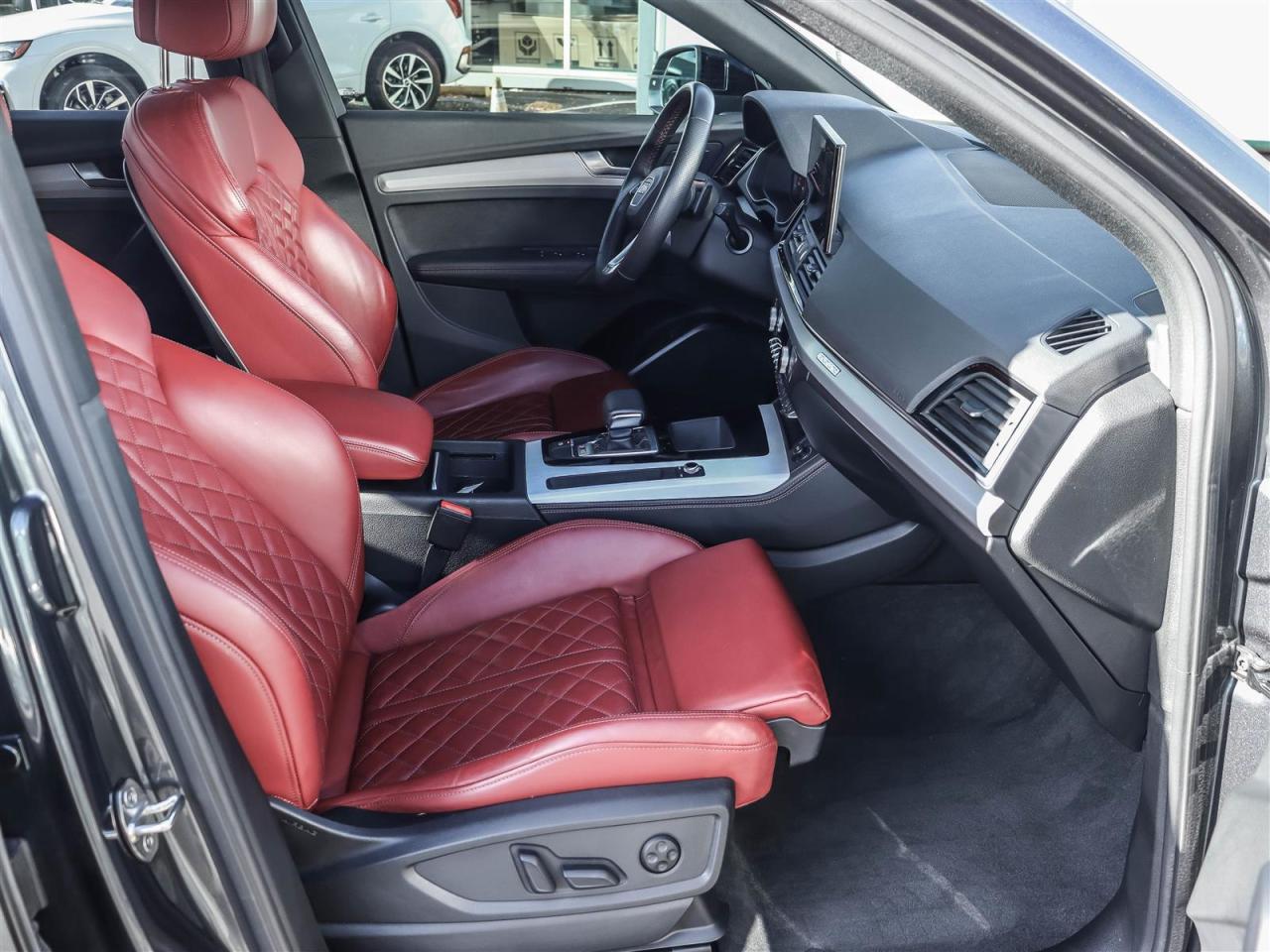 2023 Audi SQ5 3.0T Progressiv quattro 8sp Tiptronic Photo