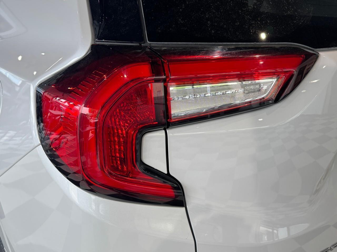 2022 GMC Terrain Denali AUTO PARKING   BACKUP CAM   BLUETOOTH   HUD Photo