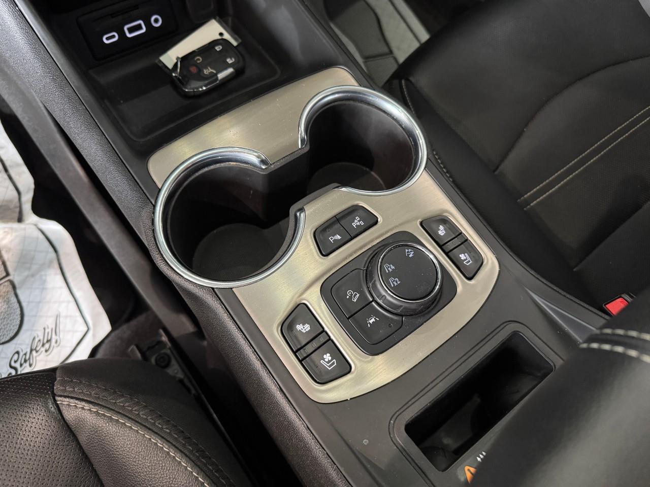 2022 GMC Terrain Denali AUTO PARKING   BACKUP CAM   BLUETOOTH   HUD Photo