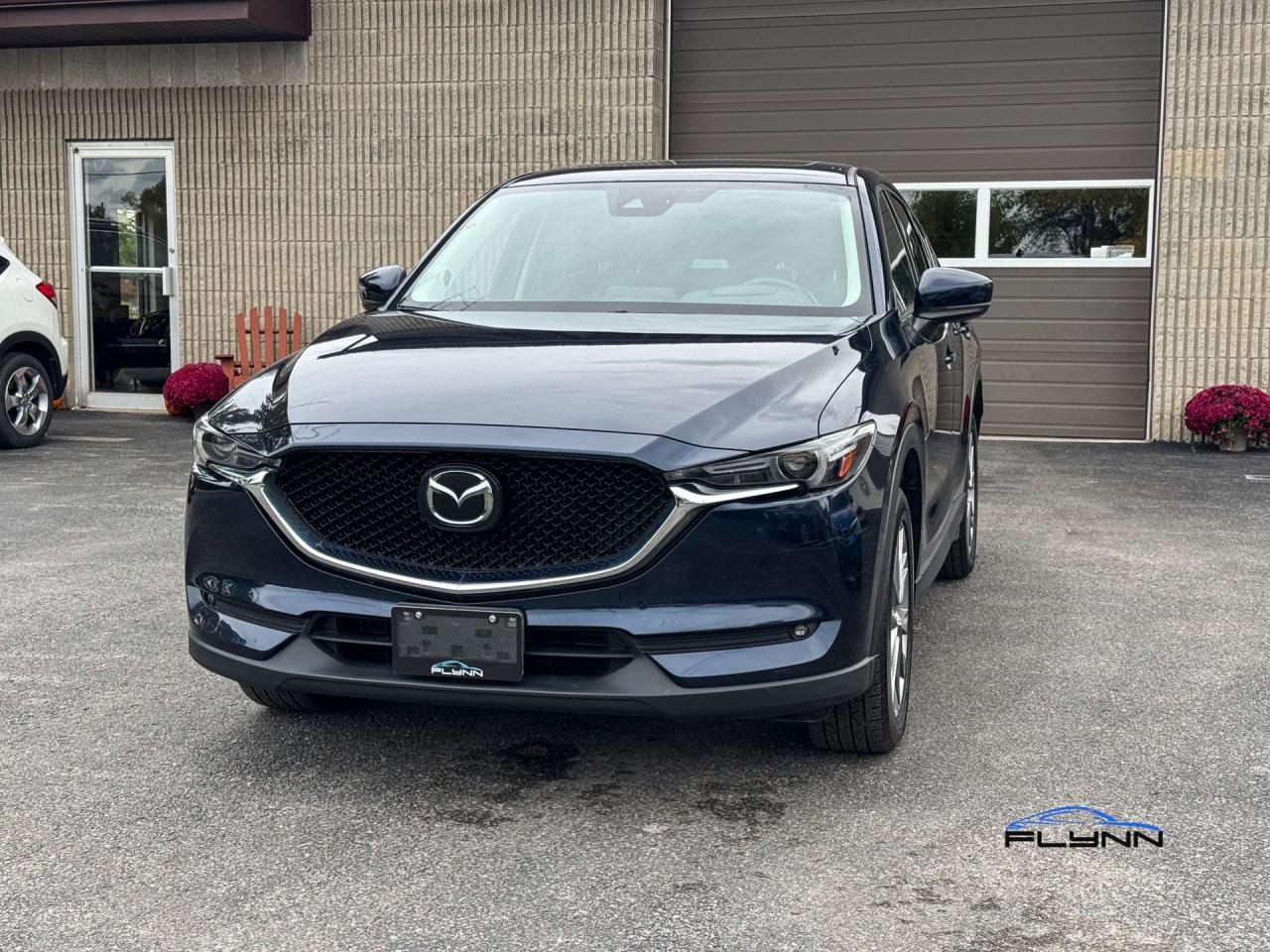 2019 Mazda CX-5 Grand Touring AWD One Owner Photo4
