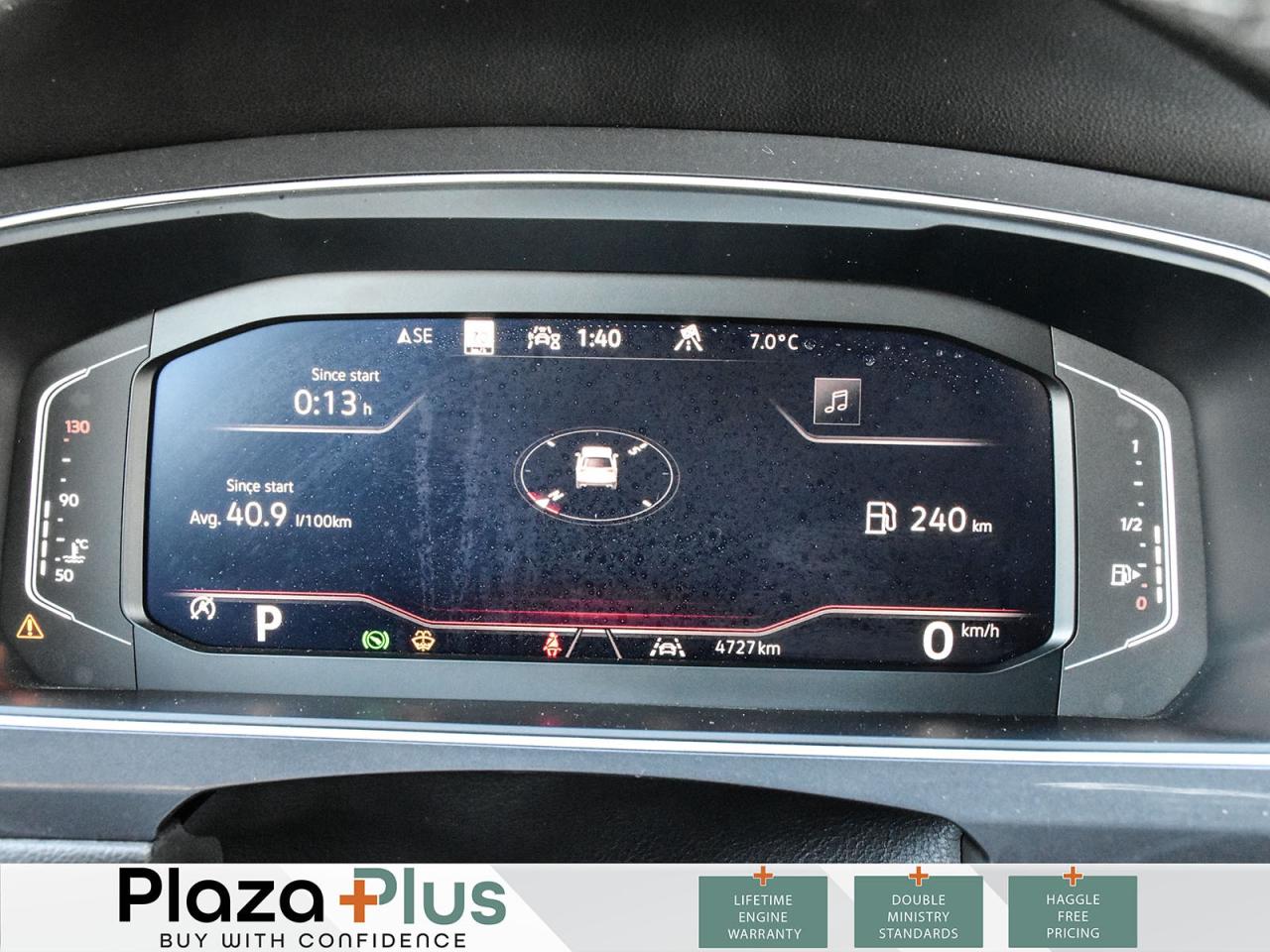 2024 Volkswagen Tiguan Highline R-line Photo