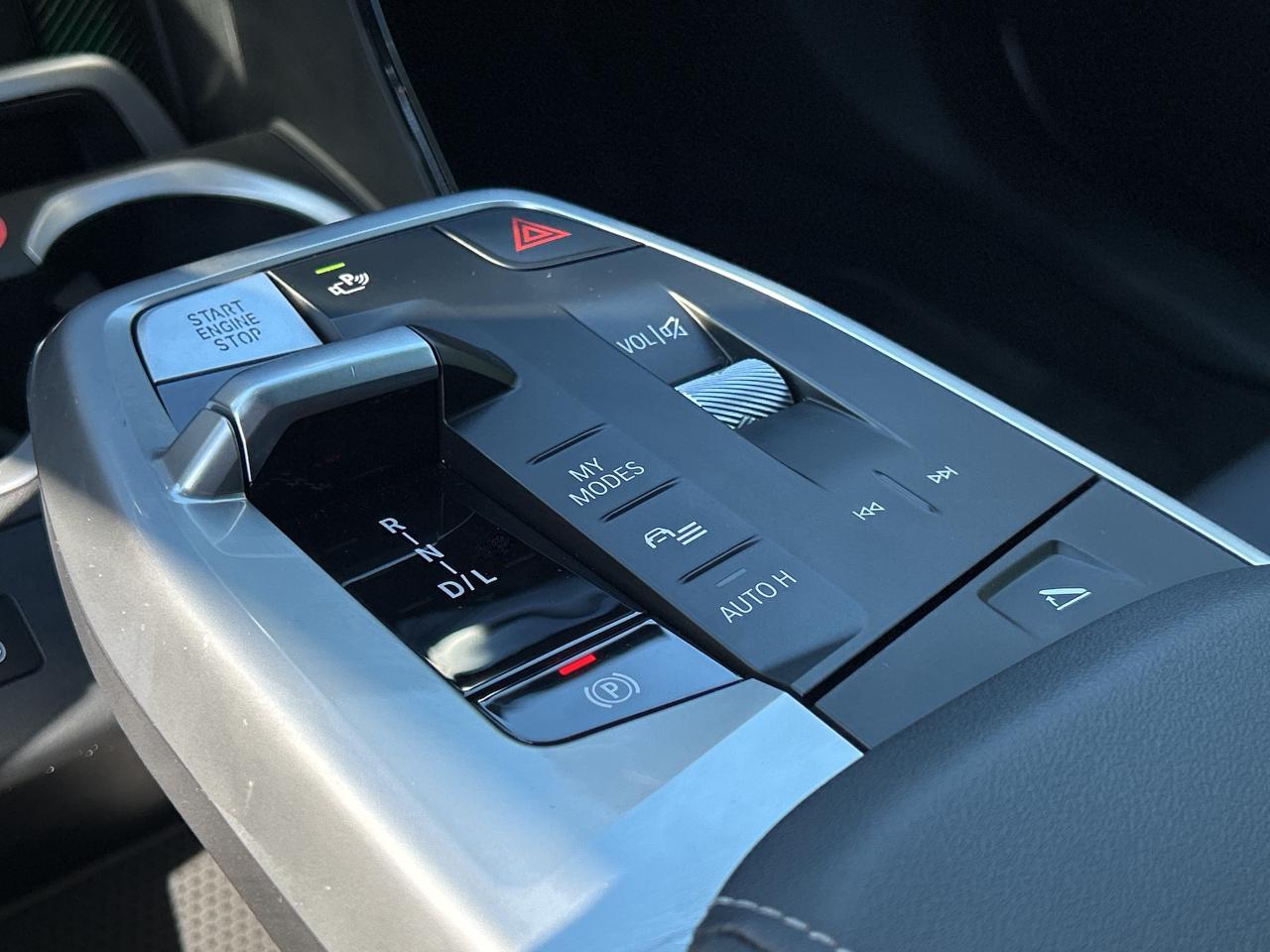 2025 BMW X2 AMBIENT LIGHT, PANO, PARK ASSIST, NAV, CARPLAY Photo