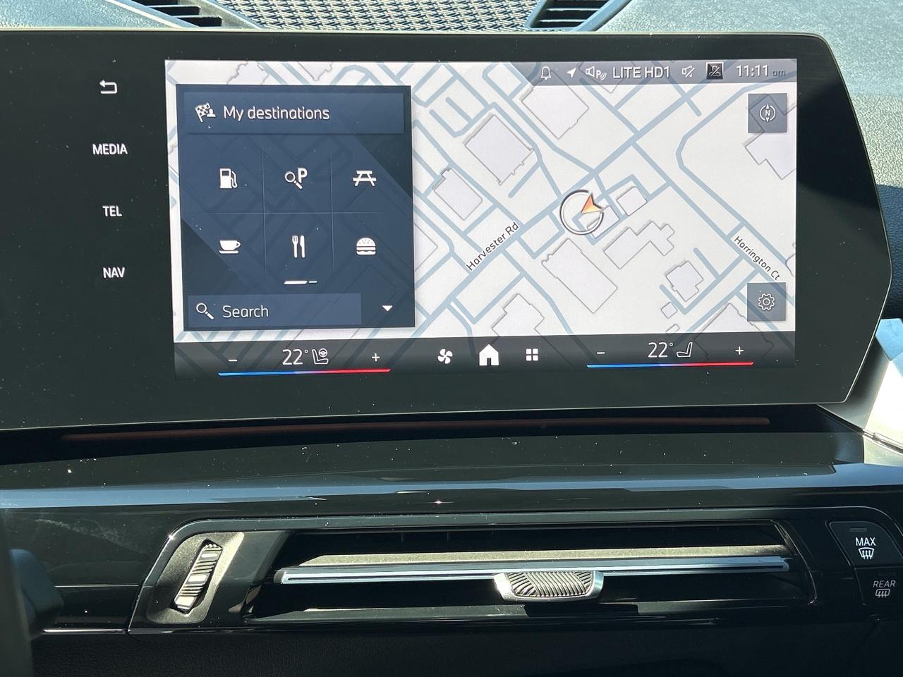 2025 BMW X2 AMBIENT LIGHT, PANO, PARK ASSIST, NAV, CARPLAY Photo