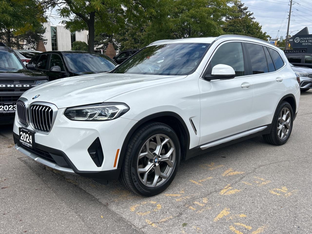 2024 BMW X3 AMBIENT LIGHT,PANOROOF, CARPLAY,NAVI,NEW TIRES Photo