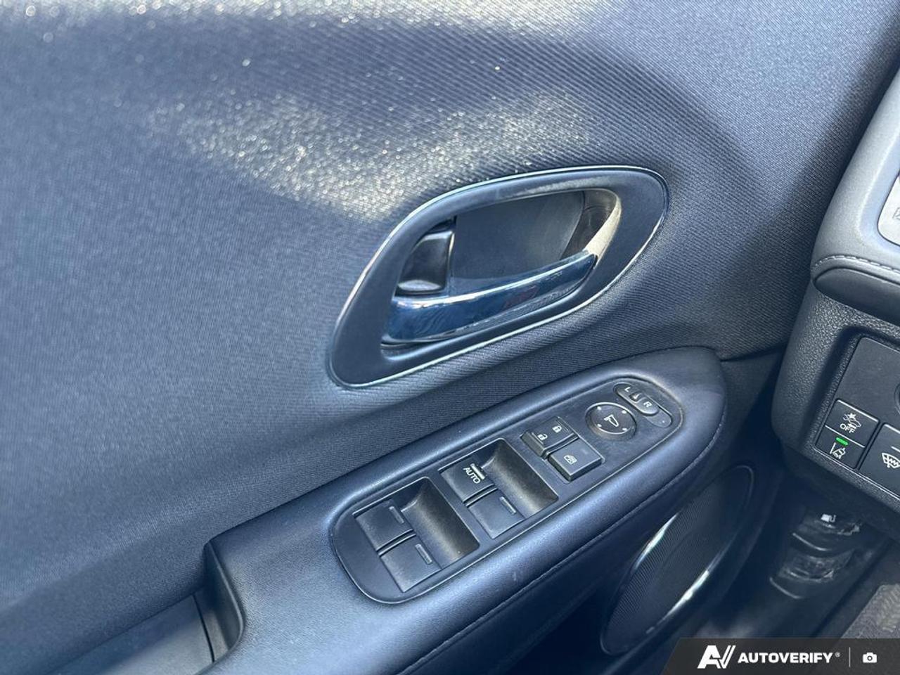 2021 Honda HR-V Sport BACKUP CAM   BLUETOOTH   HTD SEATS   KEYLESS Photo