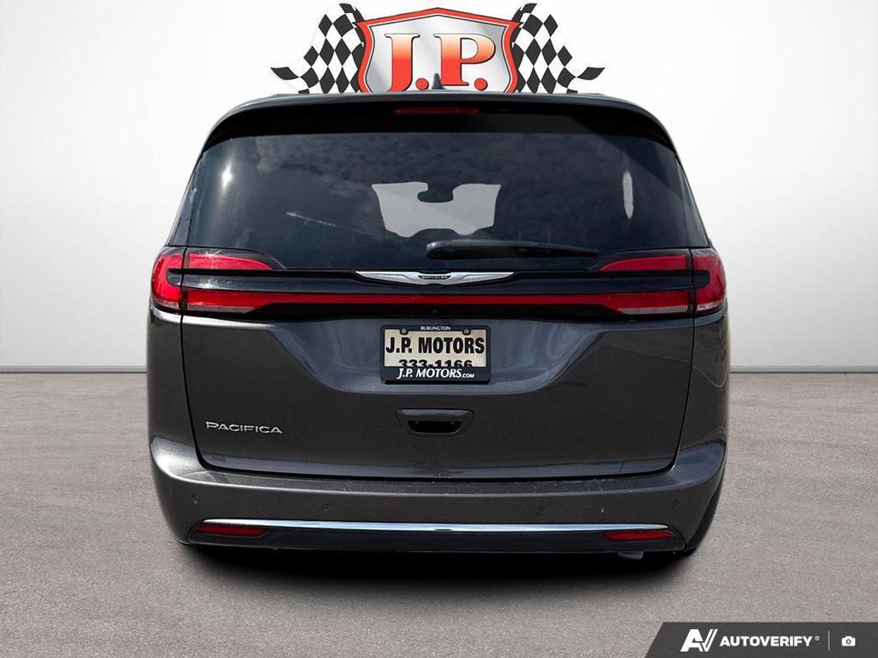 2022 Chrysler Pacifica Touring L BLUETOOTH   HTD SEATS   KEYLESS ENTRY Photo4